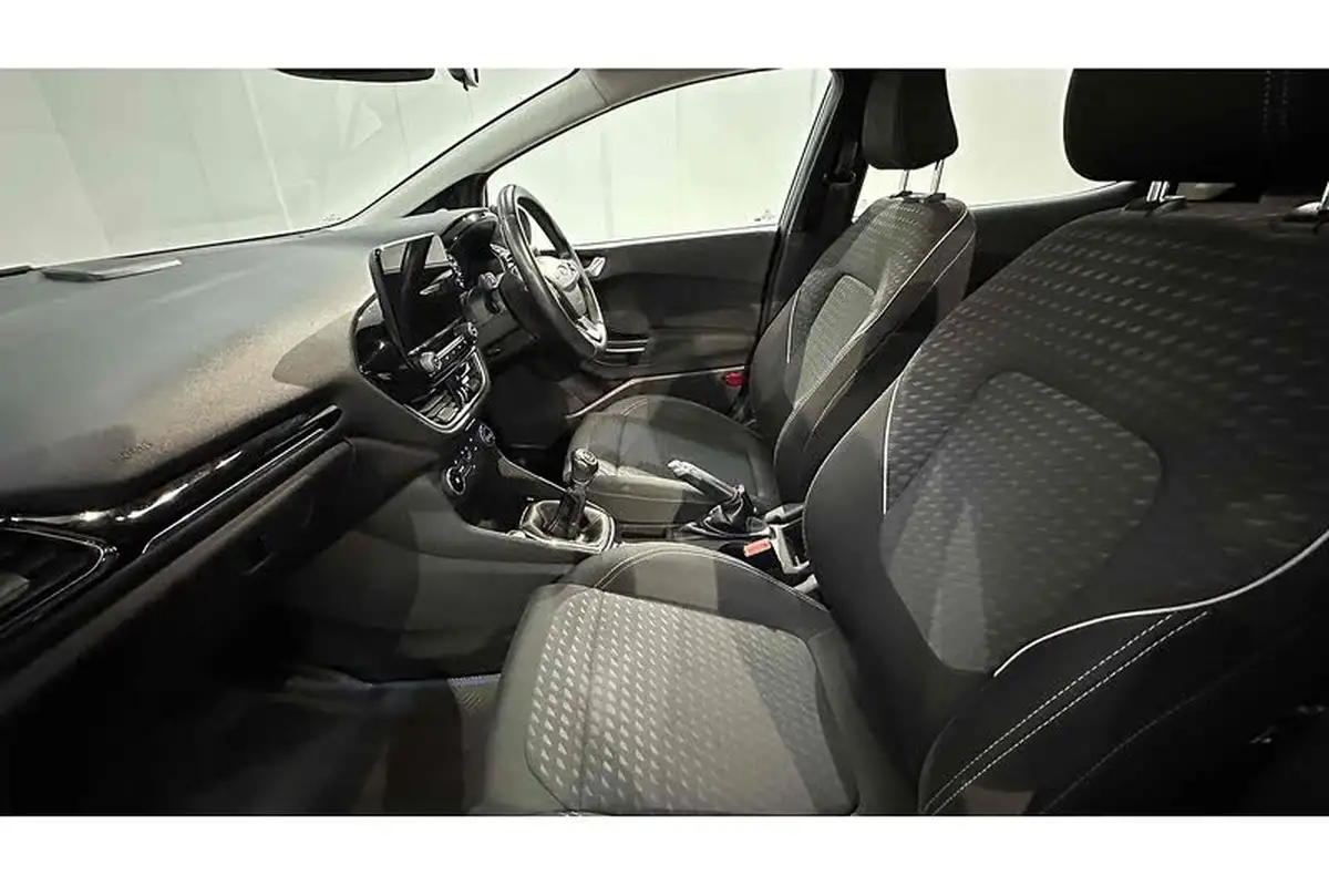 2018-ford-fiesta-11-ti-vct-zetec-5d-big-17