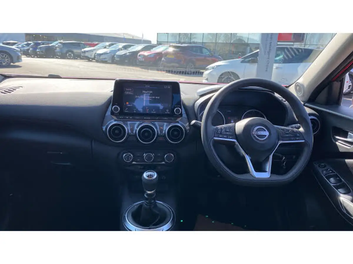 2022-nissan-juke-10-dig-t-acenta-big-9