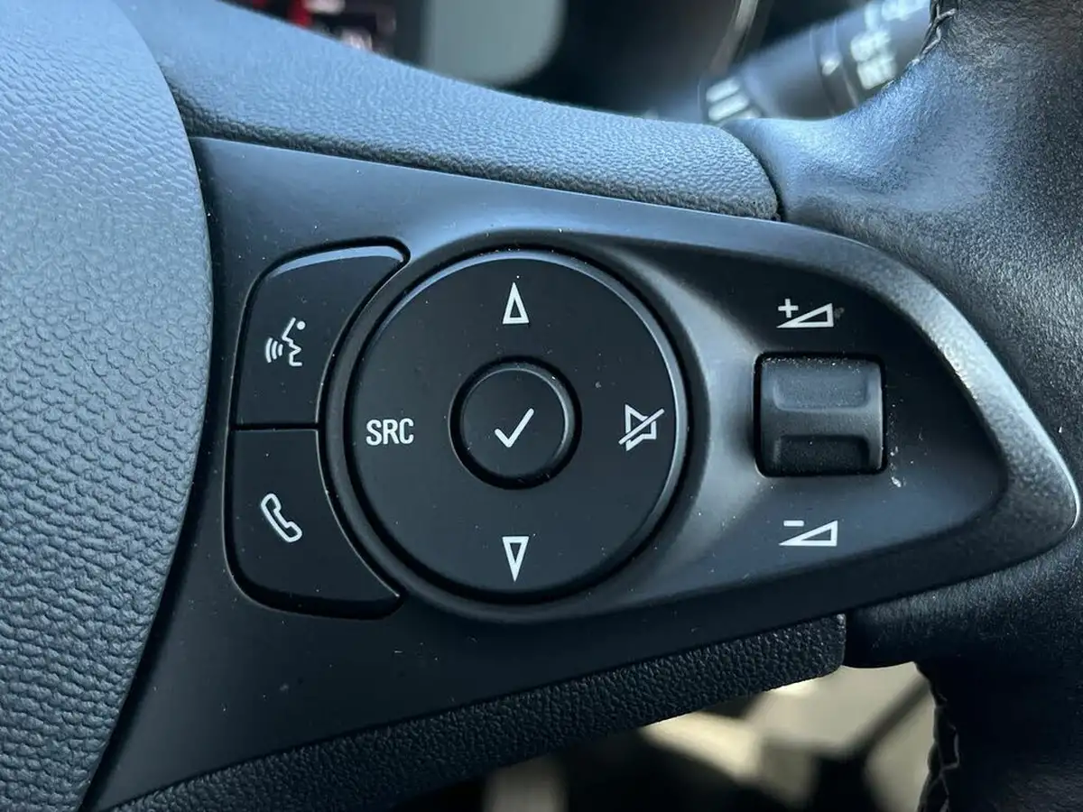 2021-vauxhall-corsa-12-turbo-elite-nav-premium-big-19