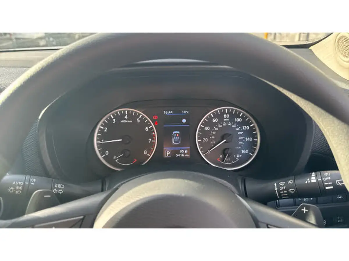 2023-nissan-juke-10-dig-t-acenta-dct-big-17