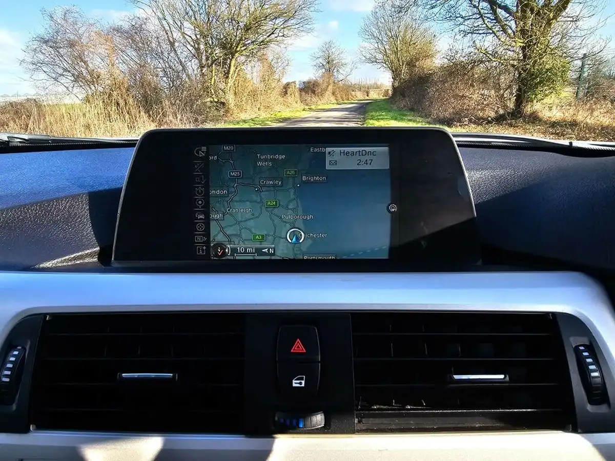 2016-bmw-3-series-20td-320d-se-touring-5d-auto-big-21