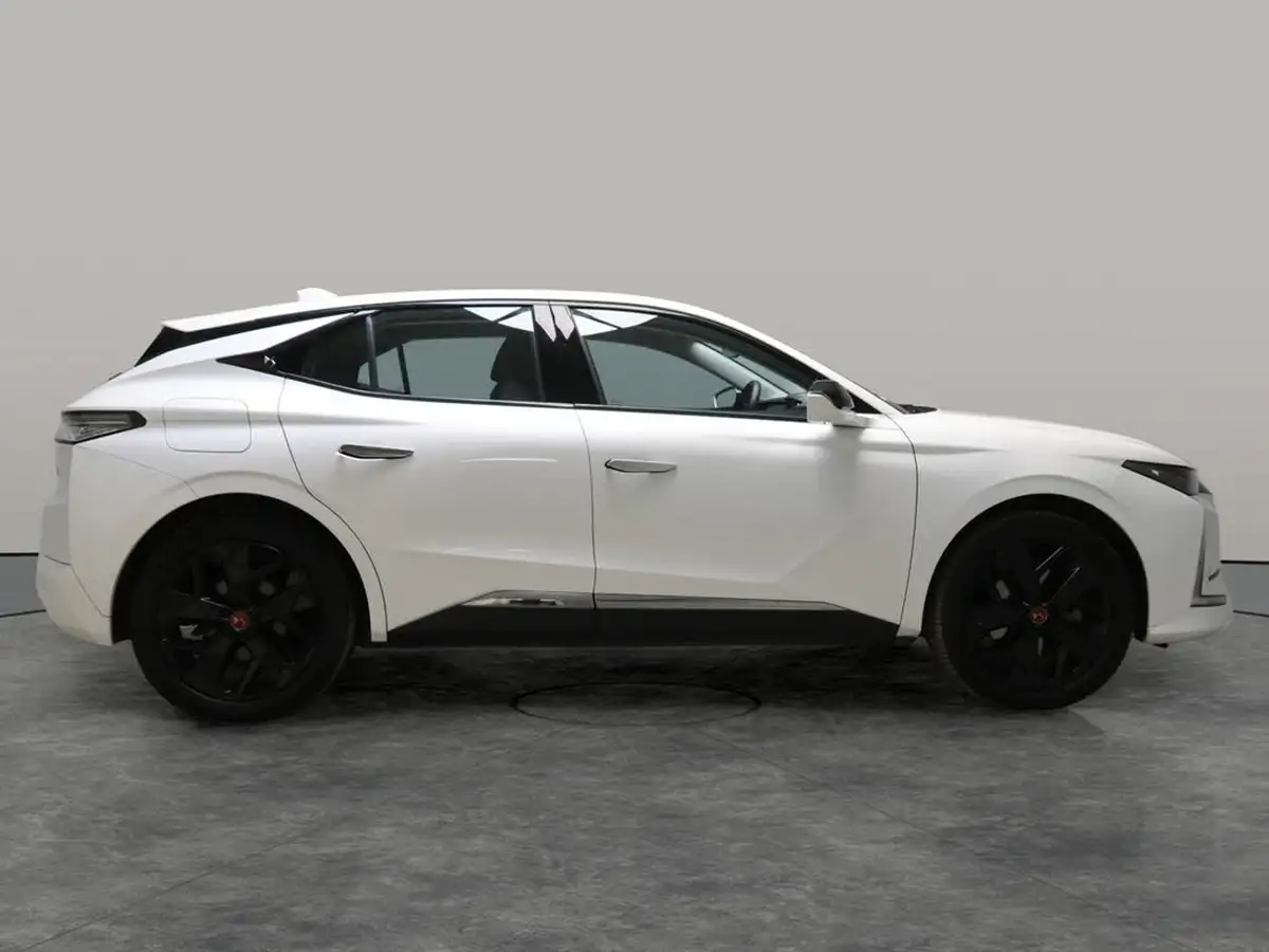 2022-ds-ds-4-e-tense-performance-line-big-9