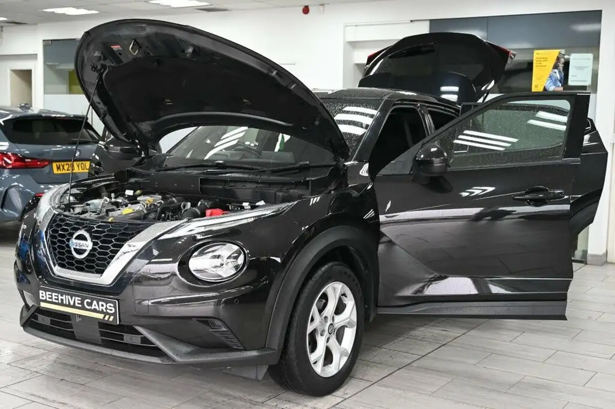 2021-nissan-juke-10-dig-t-n-connecta-big-10