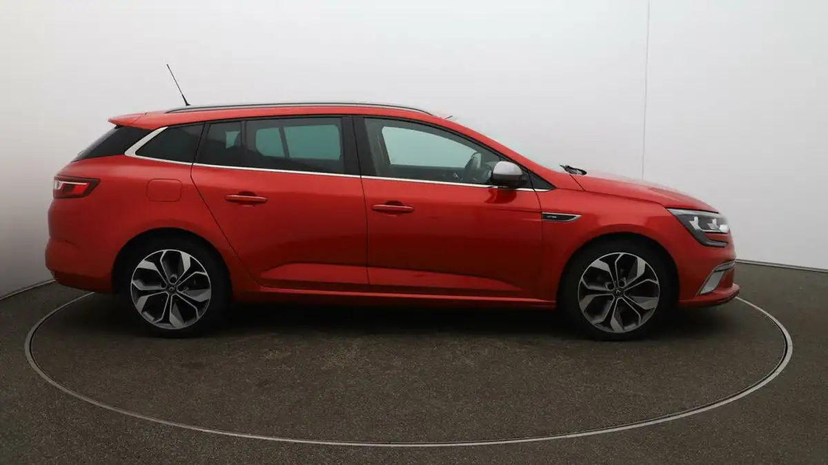 2020-renault-megane-13-tce-gt-line-sport-tourer-big-42