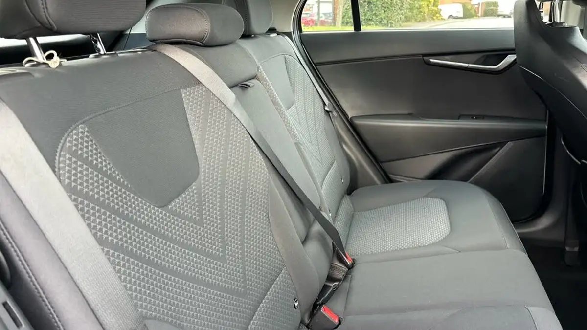 2024-kia-niro-16-gdi-139bhp-hev-132kwh-big-19