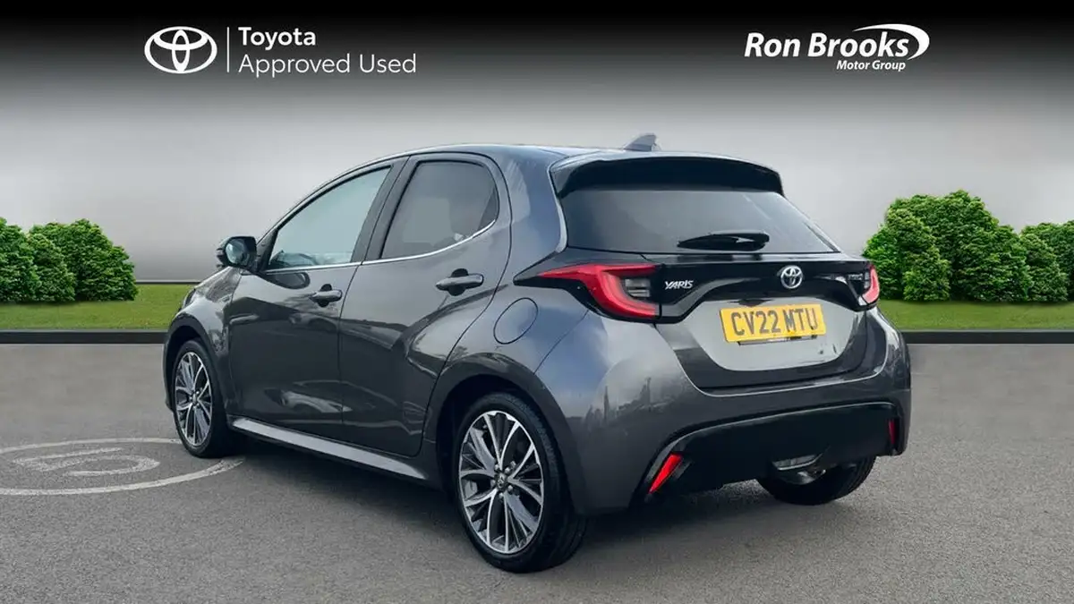 2022-toyota-yaris-15-vvt-i-excel-big-3