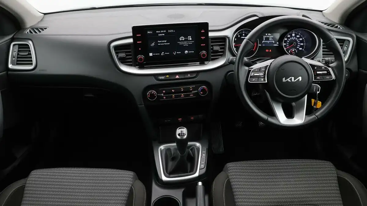 2023-kia-xceed-15-t-gdi-2-158bhp-big-13