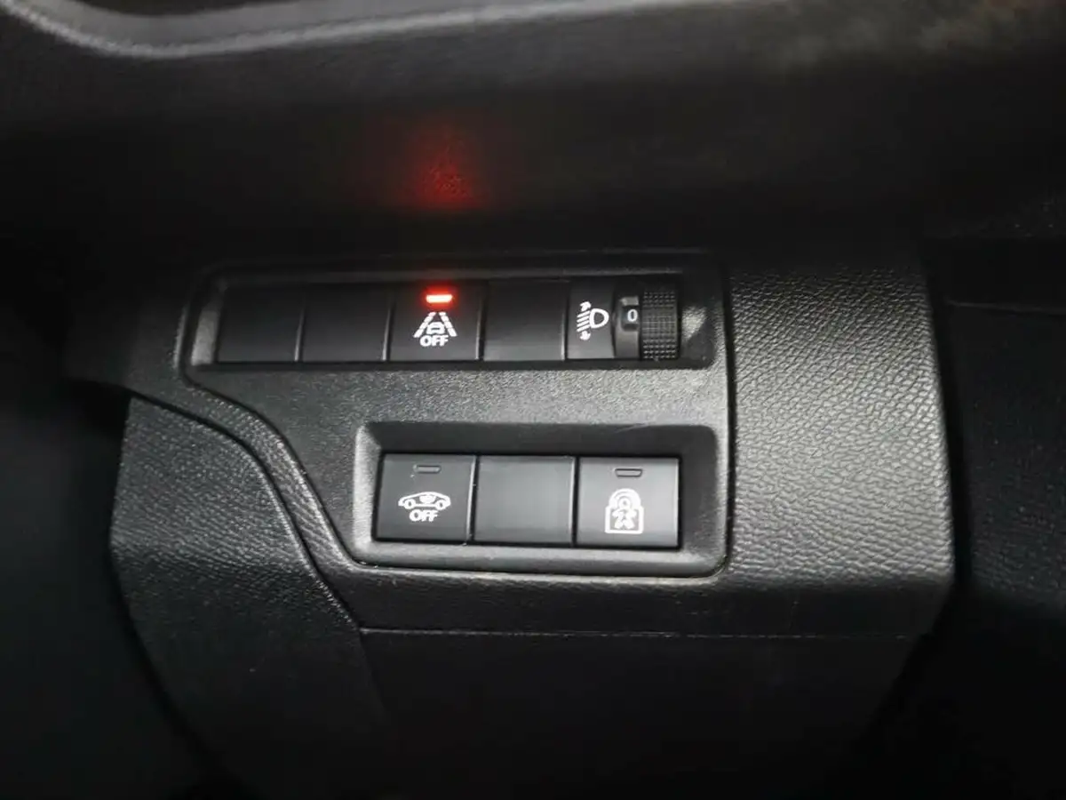 2023-peugeot-3008-suv-15-bluehdi-allure-premium-eat8-big-27