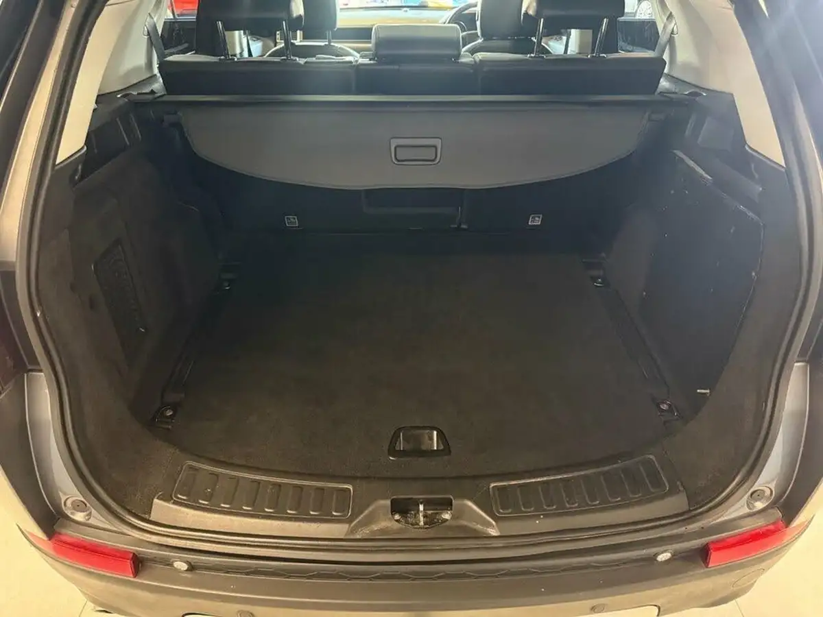 2017-land-rover-discovery-sport-20td4-hse-180ps-station-wagon-auto-big-25