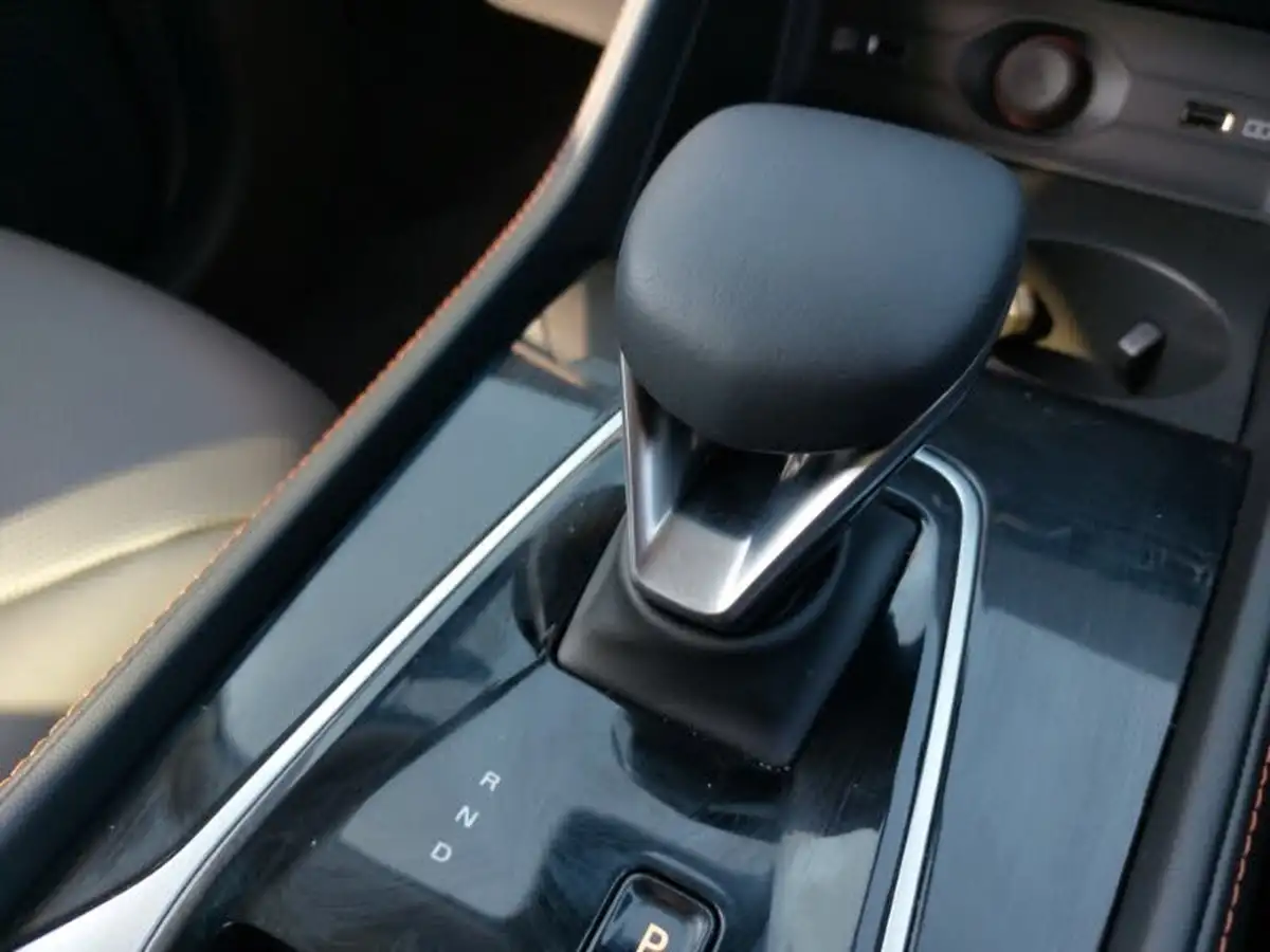 2024-mg-hs-15t-gdi-trophy-273ps-plug-in-hybrid-1496cc-auto-big-14