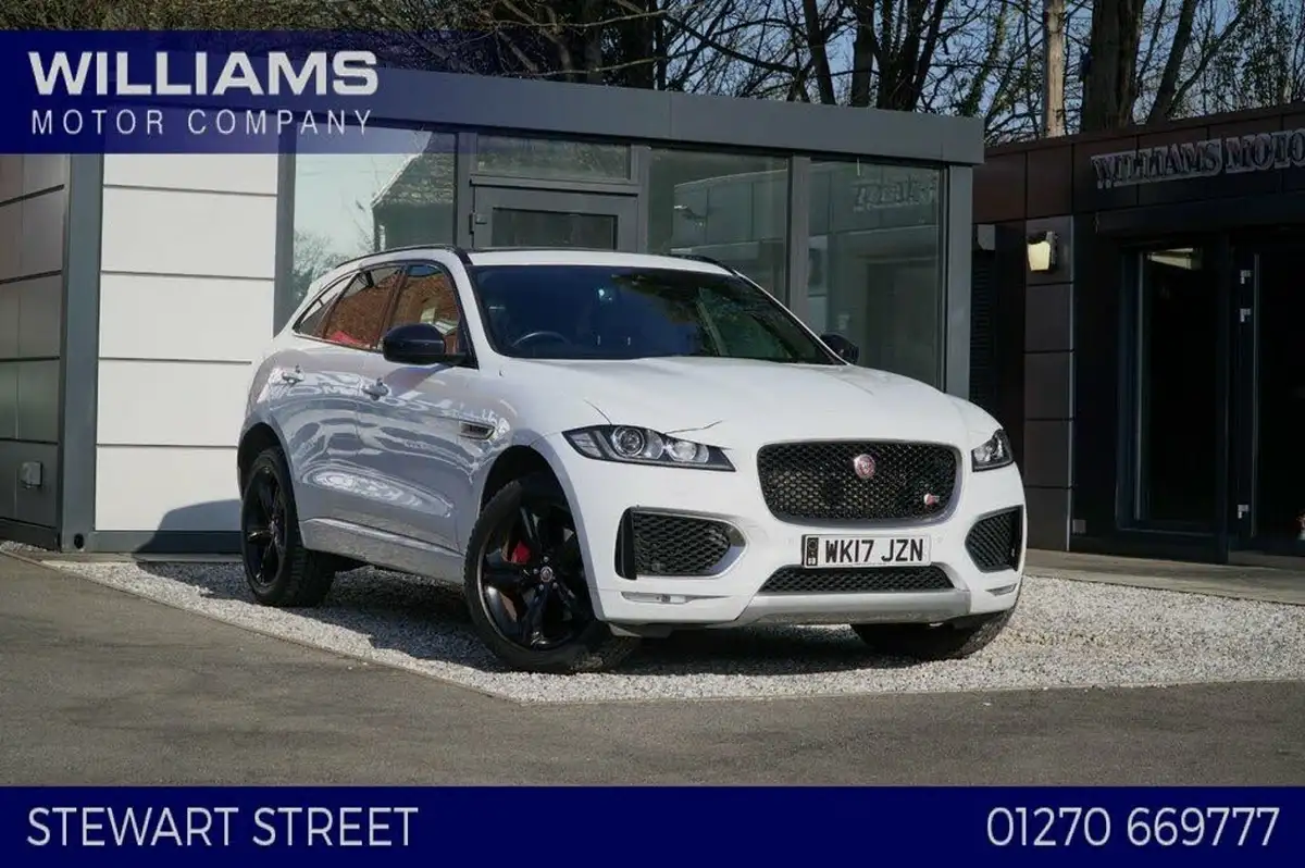 2017-jaguar-f-pace-30td-s-big-0