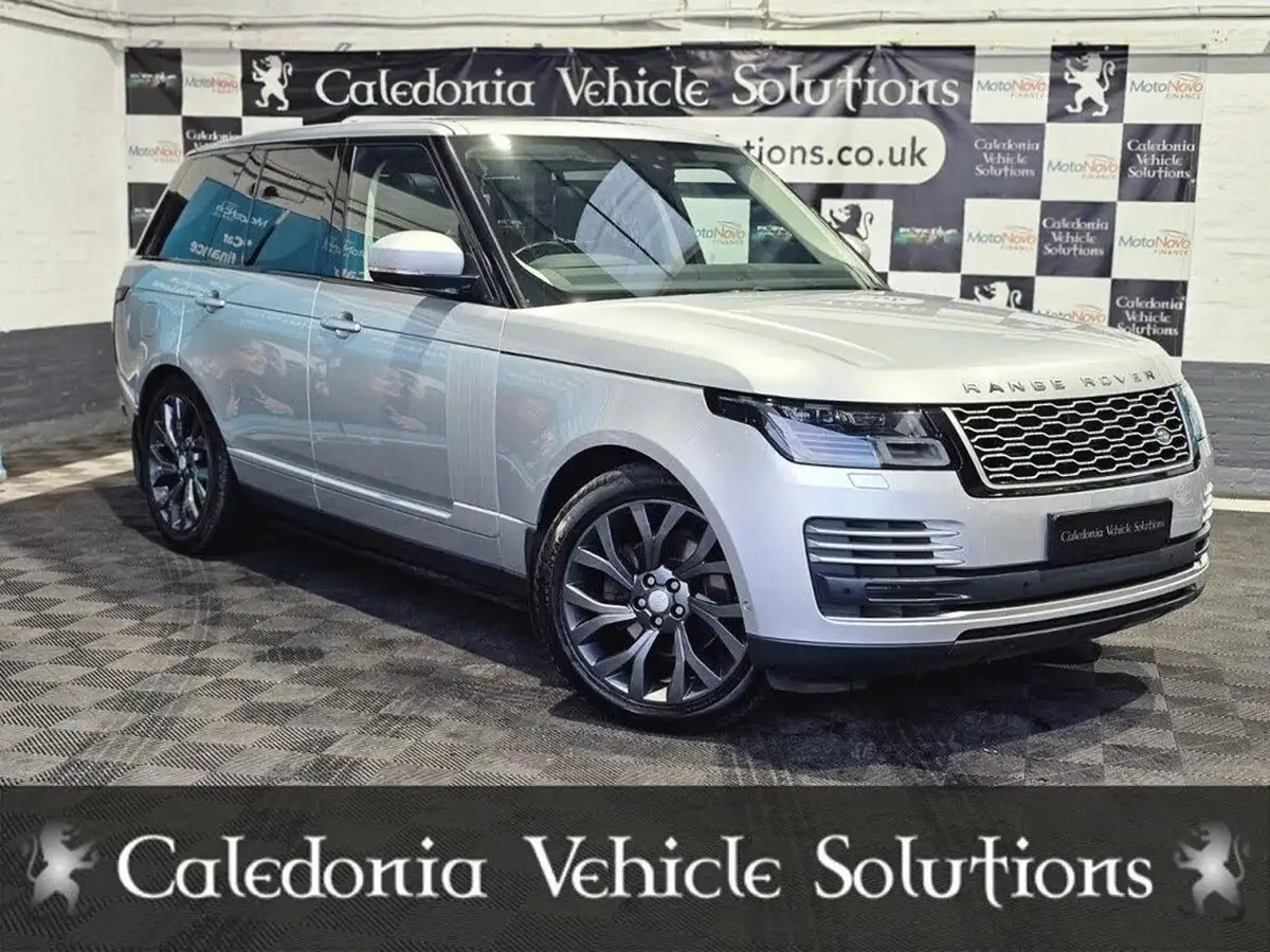 2019-land-rover-range-rover-30-sd-v6-vogue-big-0