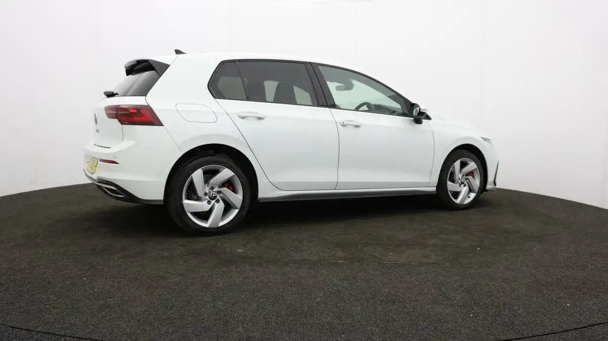 2021-volkswagen-golf-14-tsi-gte-big-26