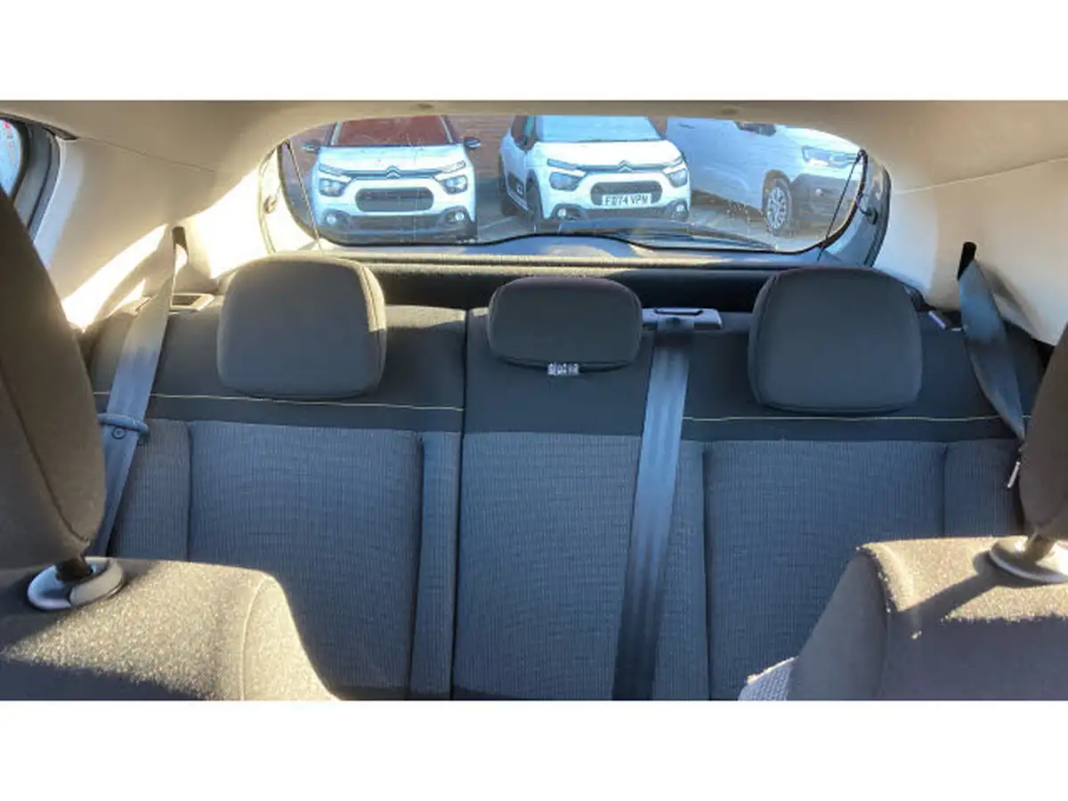 2021-citroen-c3-12-puretech-shine-83ps-big-14
