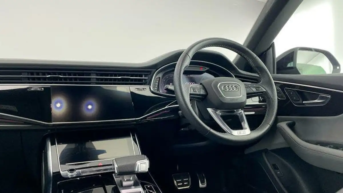 2023-audi-sq8-40-tfsi-black-edition-big-29