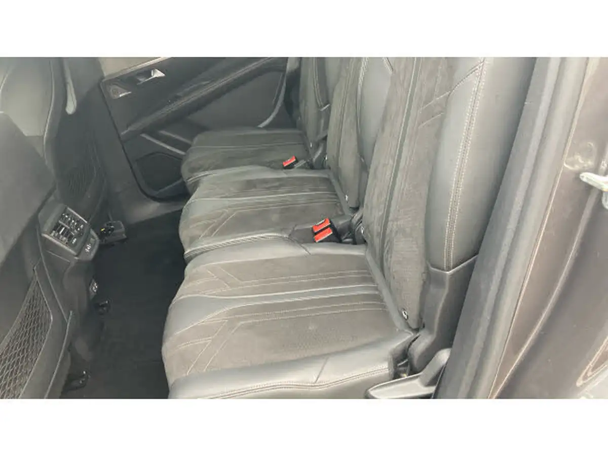 2021-peugeot-5008-suv-15-bluehdi-gt-premium-big-15