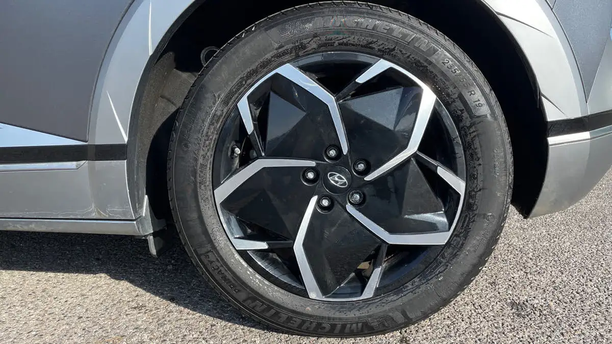 2021-hyundai-ioniq-5-e-premium-217ps-73kwh-rwd-big-17