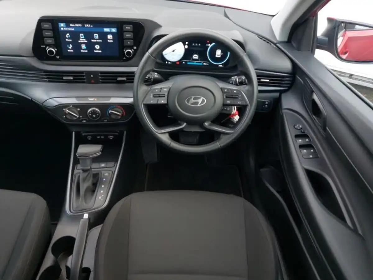 2024-hyundai-i20-10-t-gdi-advance-dct-big-9