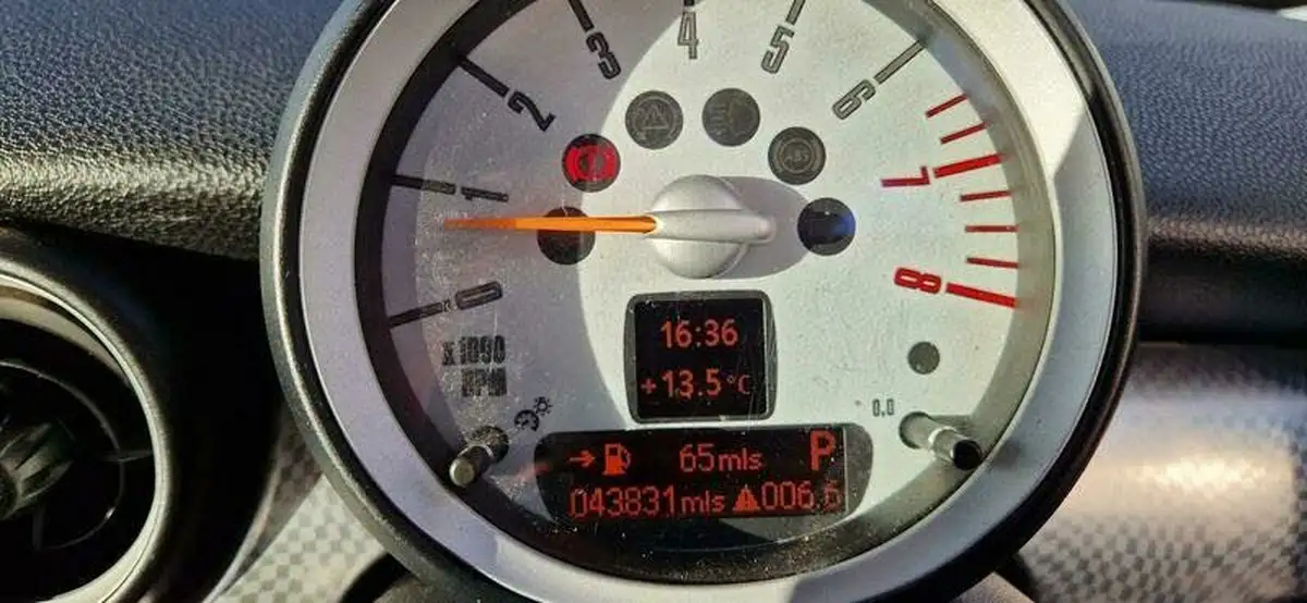 2007-mini-cooper-16-cooper-s-175bhp-hatchback-3d-auto-big-9