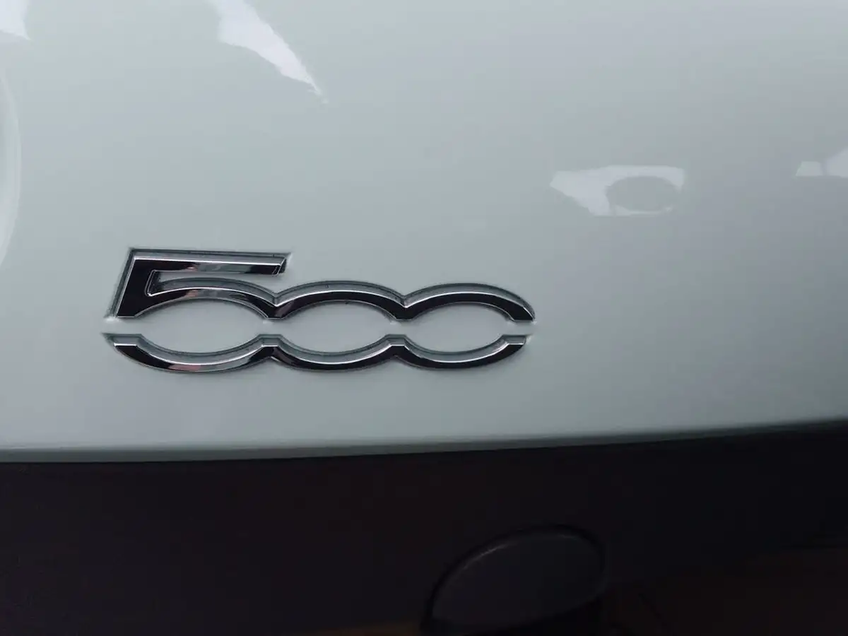 2017-fiat-500-12-pop-big-10
