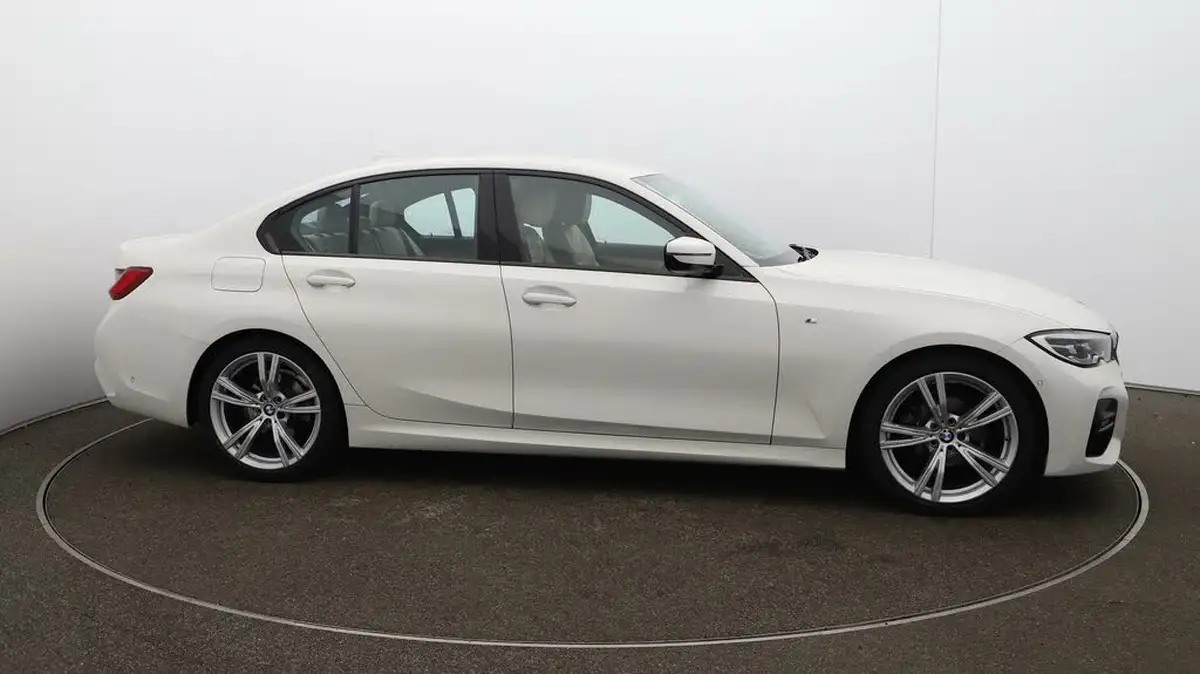2020-bmw-3-series-20-318i-m-sport-saloon-4d-big-40