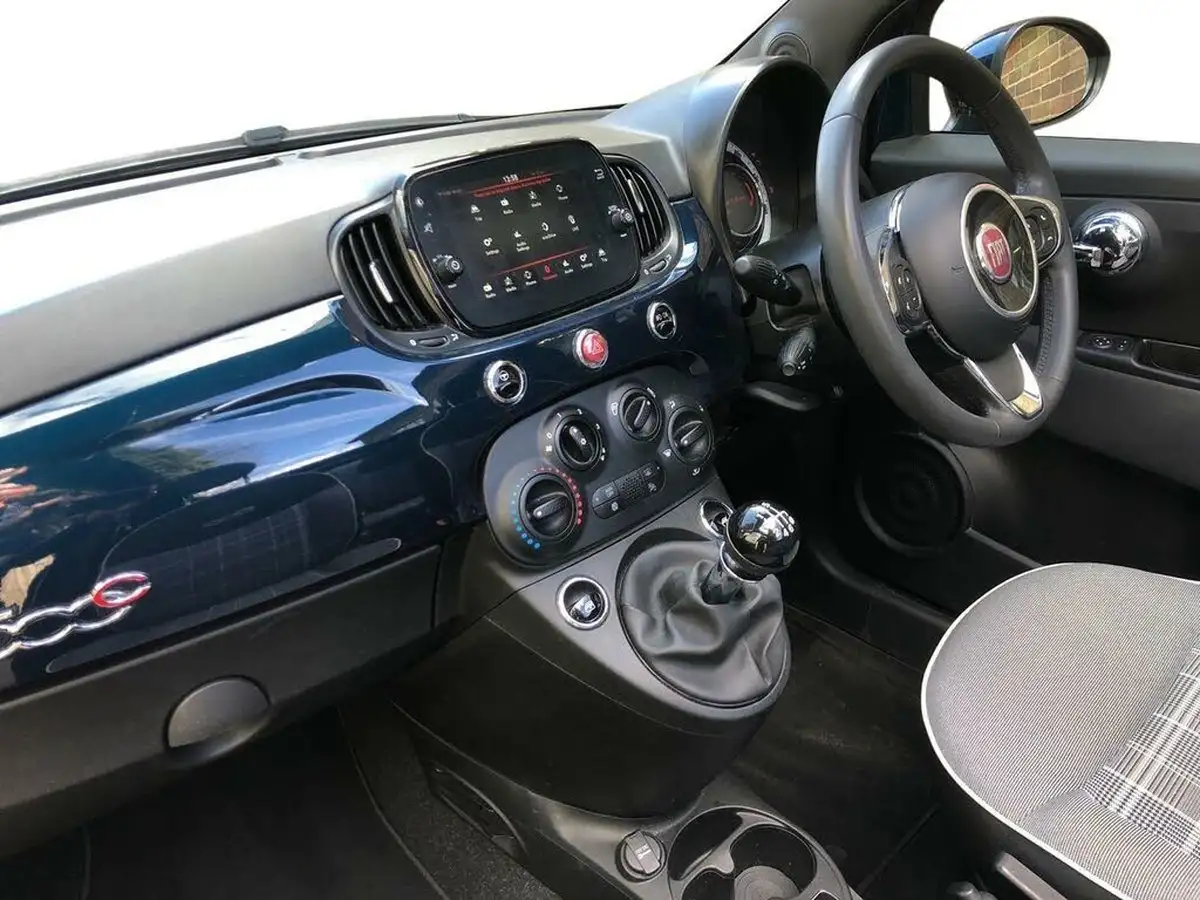 2021-fiat-500c-10-lounge-big-1