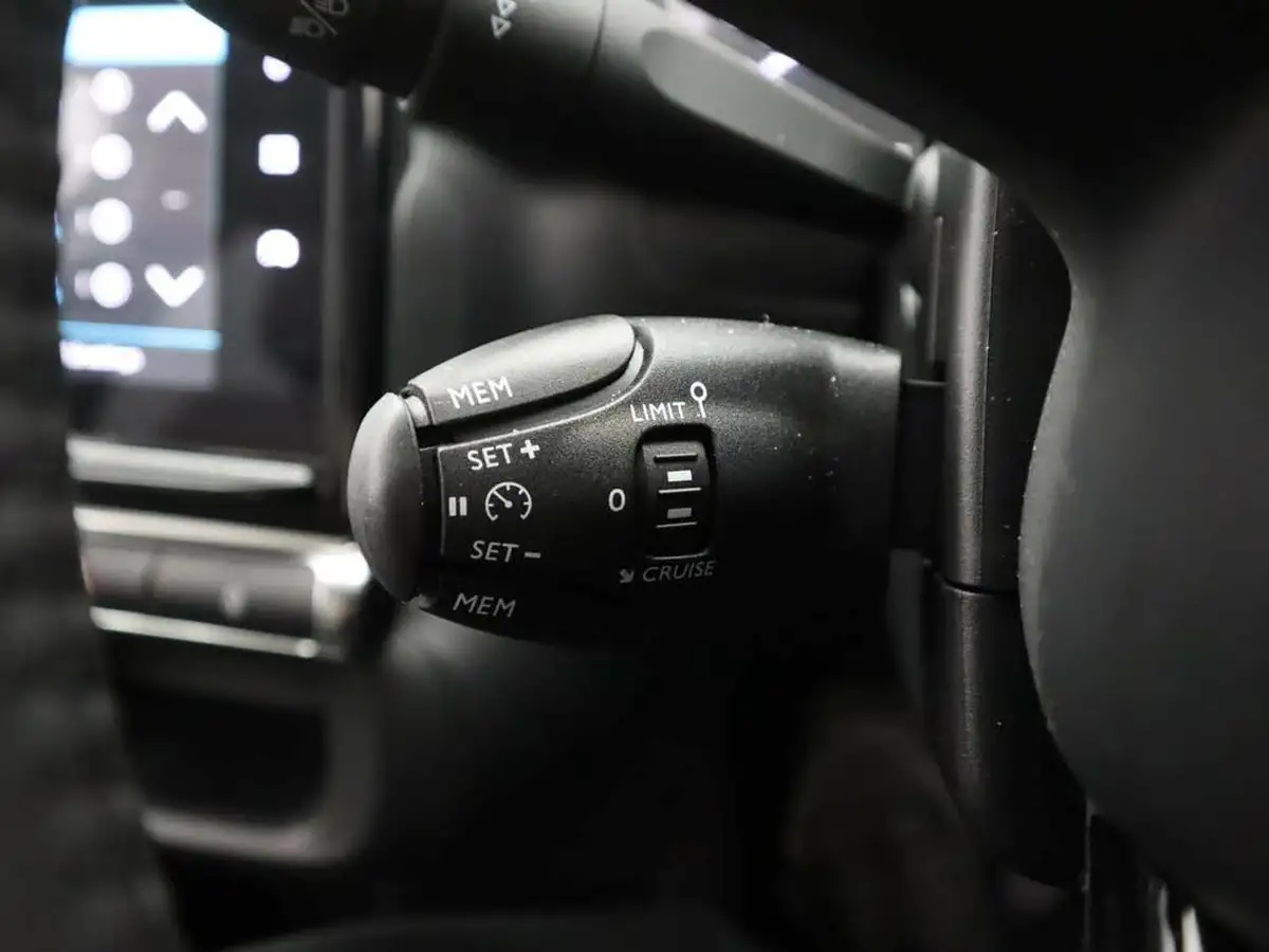 2024-citroen-c3-12-puretech-max-110ps-big-21