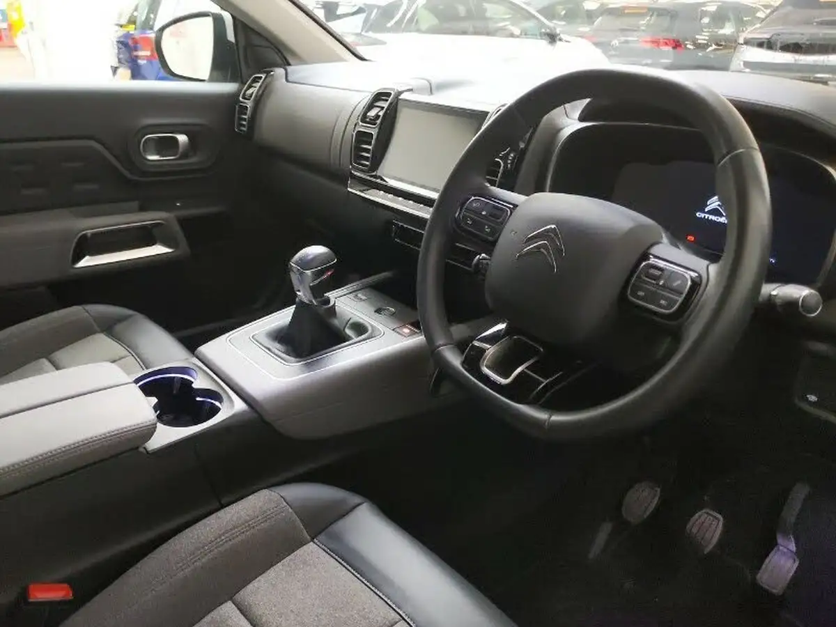 2022-citroen-c5-aircross-12-puretech-shine-ss-big-10