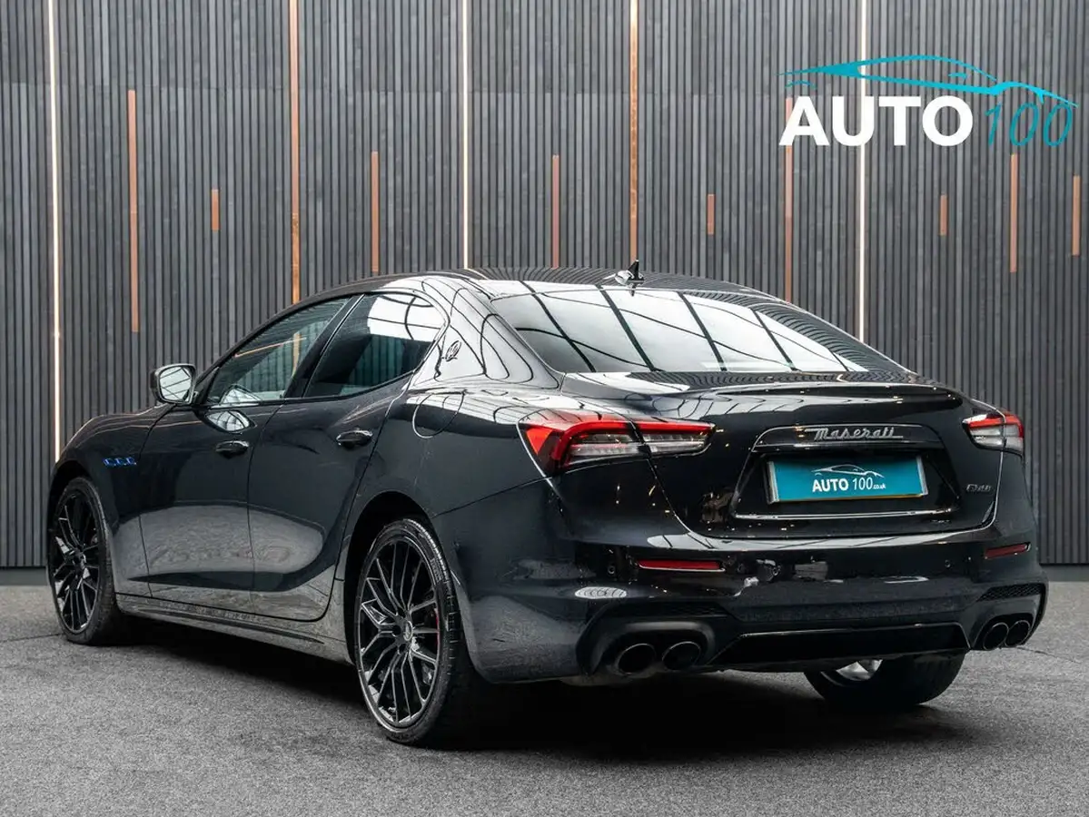 2021-maserati-ghibli-20-gransport-big-2