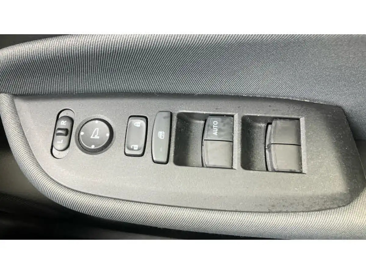 2021-honda-jazz-15-i-mmd-se-109ps-big-12