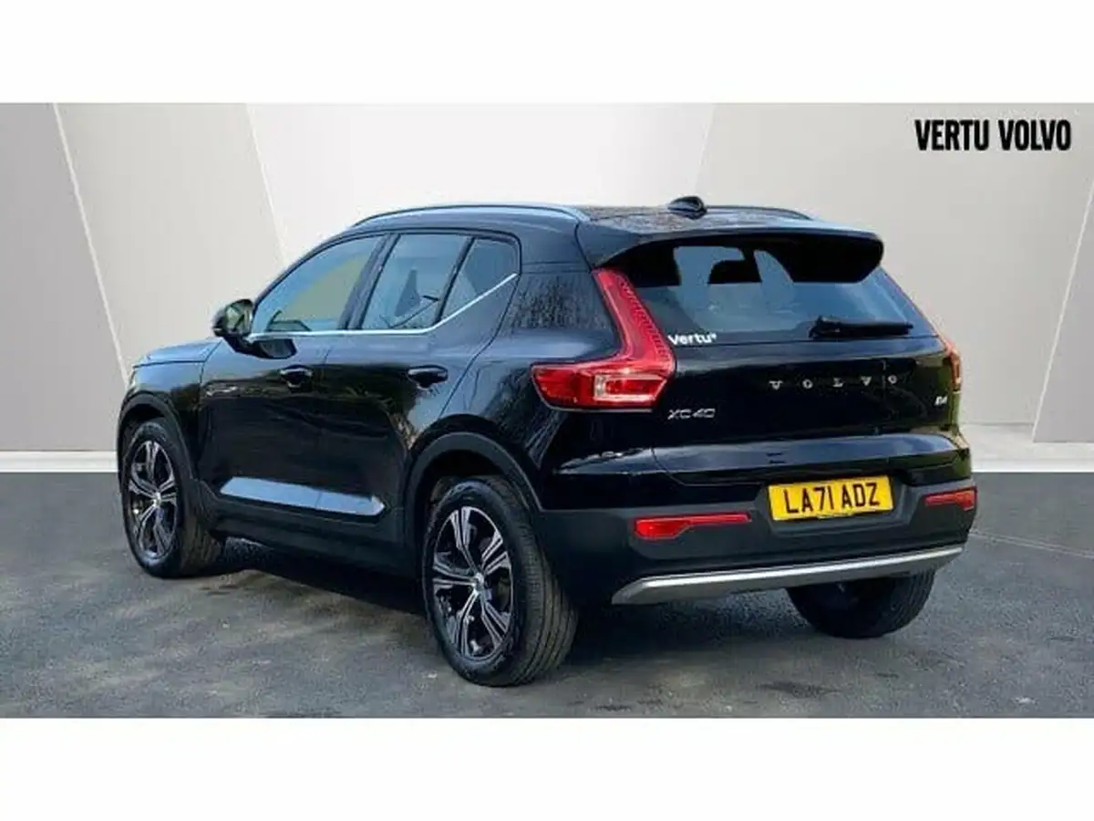 2022-volvo-xc40-20-b4-inscription-pro-big-1
