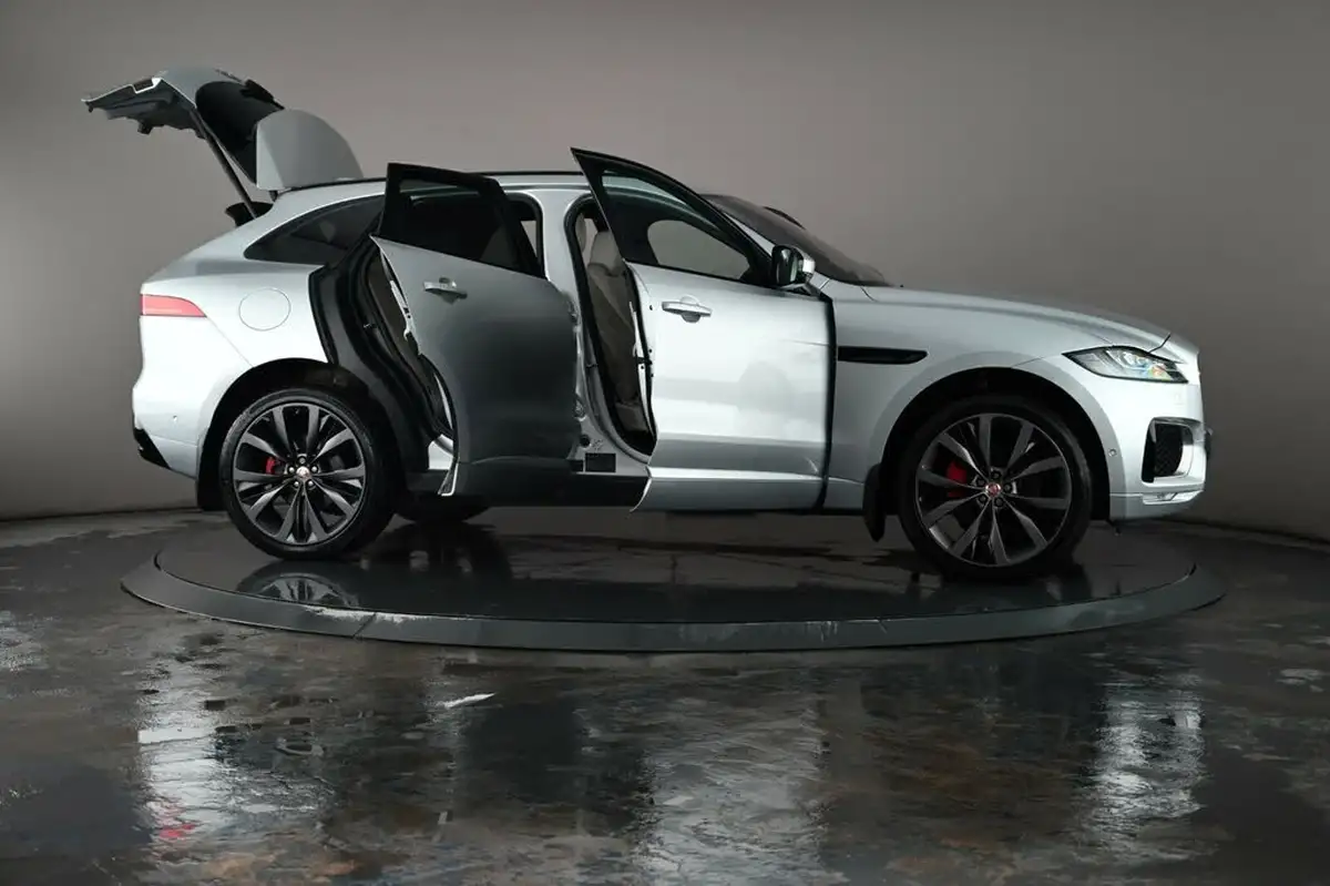 2016-jaguar-f-pace-30td-1st-edition-big-63