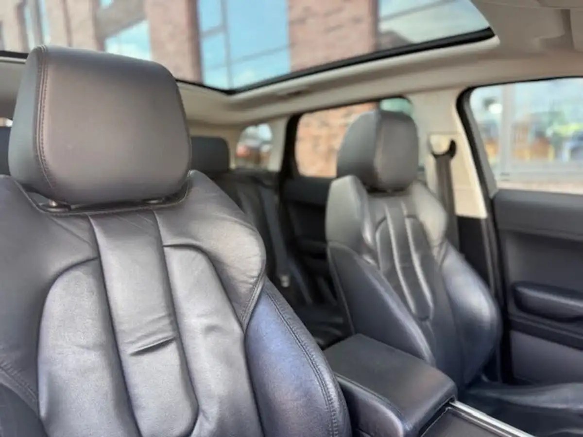 2014-land-rover-range-rover-evoque-22sd4-pure-tech-hatchback-5d-auto-big-15