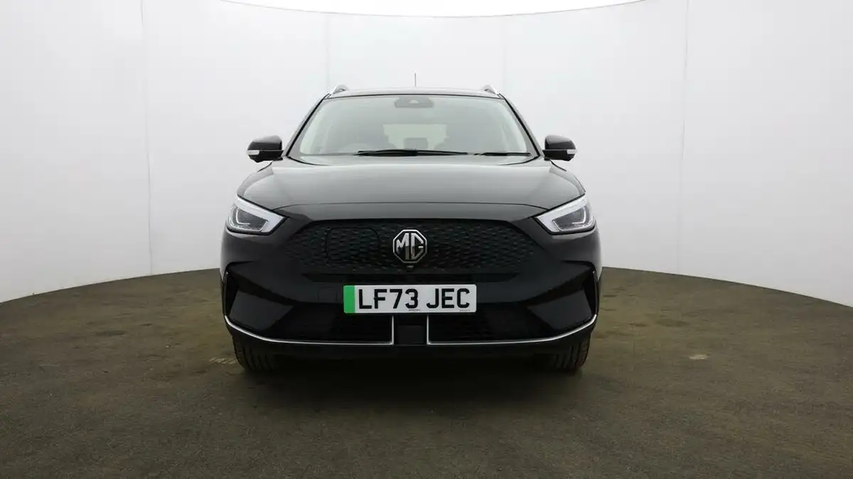 2023-mg-zs-suv-e-trophy-connect-ev-156ps-long-range-big-1