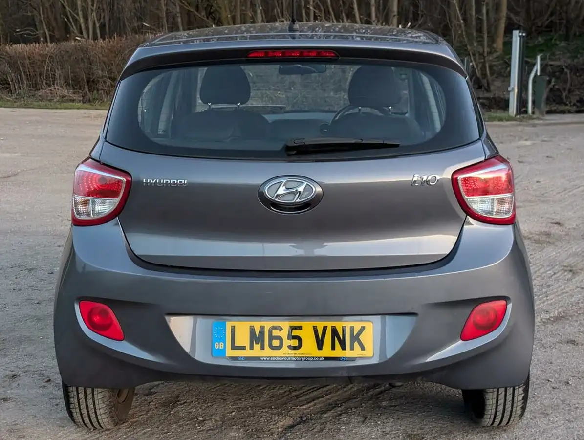 2015-hyundai-i10-10-blue-drive-se-isg-big-5