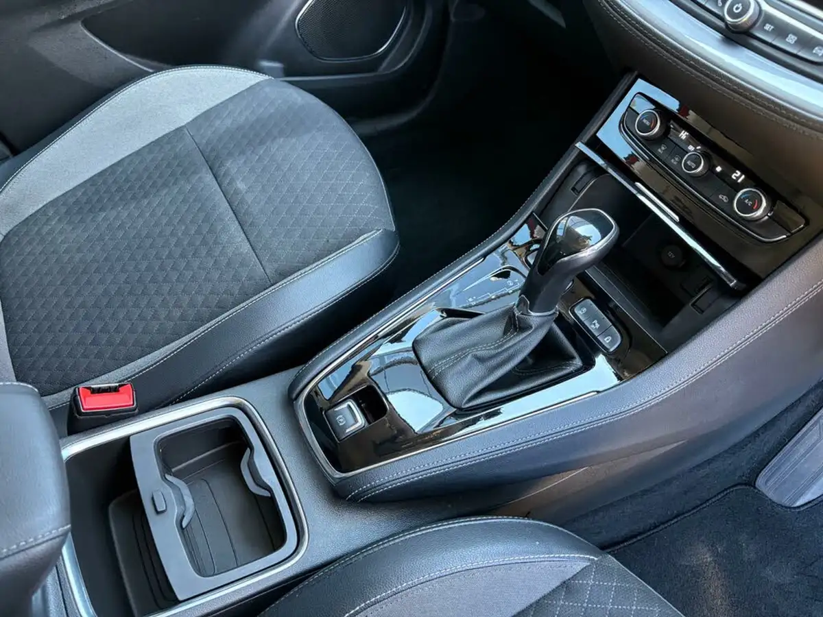 2018-vauxhall-grandland-x-16cdti-sport-nav-122ps-auto-big-22