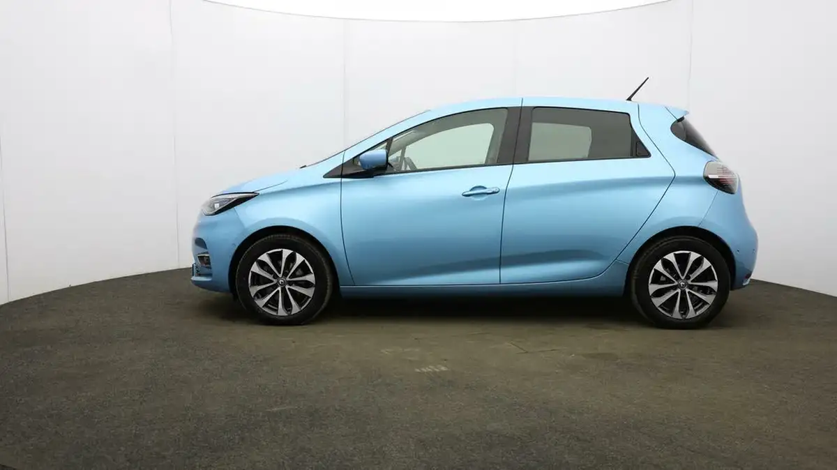 2021-renault-zoe-e-gt-line-big-3
