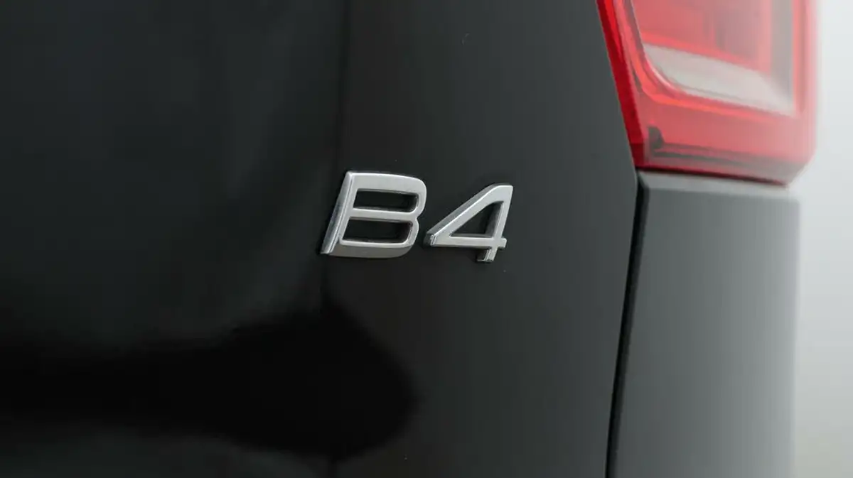 2021-volvo-xc40-20-b4-inscription-197bhp-geartronic-big-24