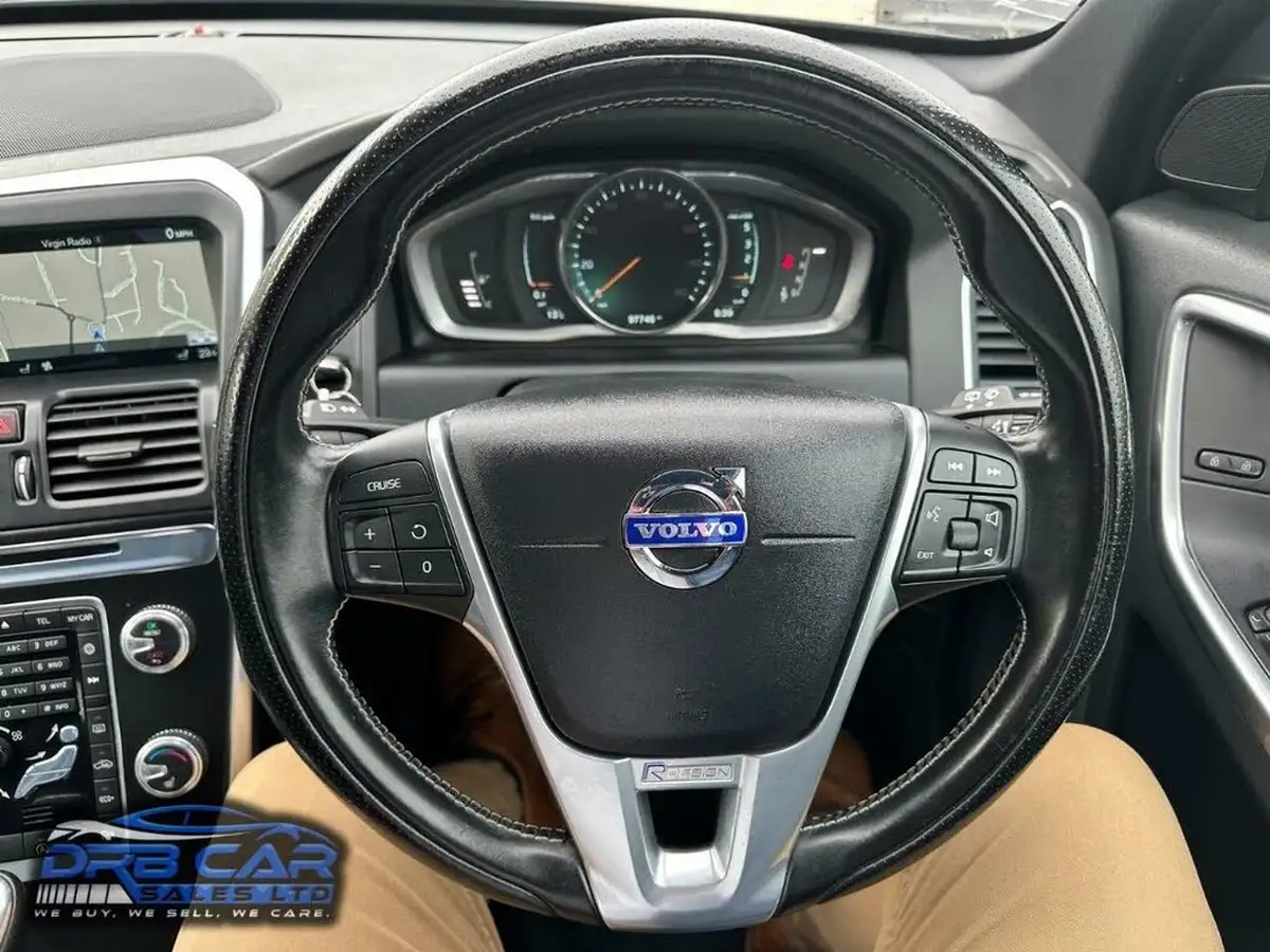 2015-volvo-xc60-20td-d4-r-design-lux-181bhp-nav-geartronic-big-11