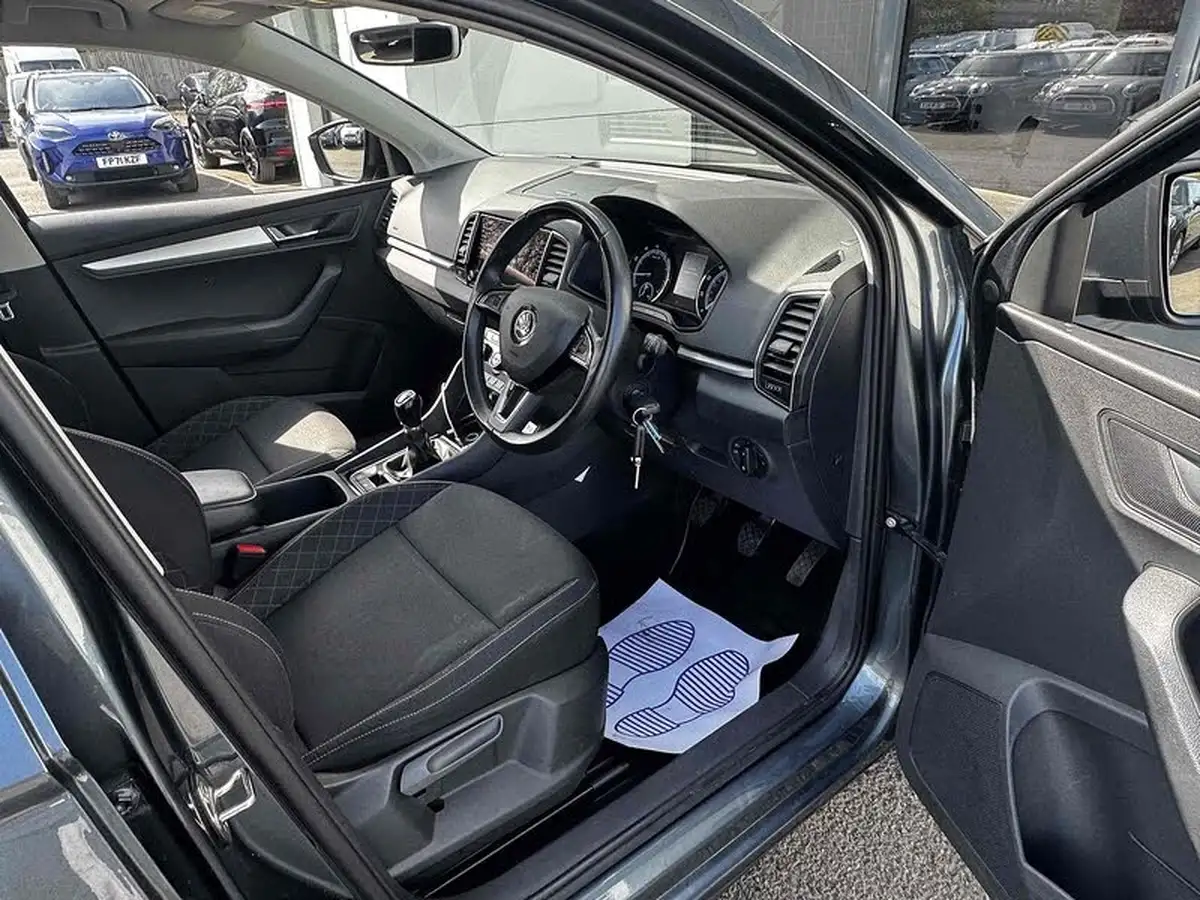 2019-skoda-karoq-10-tsi-se-big-18