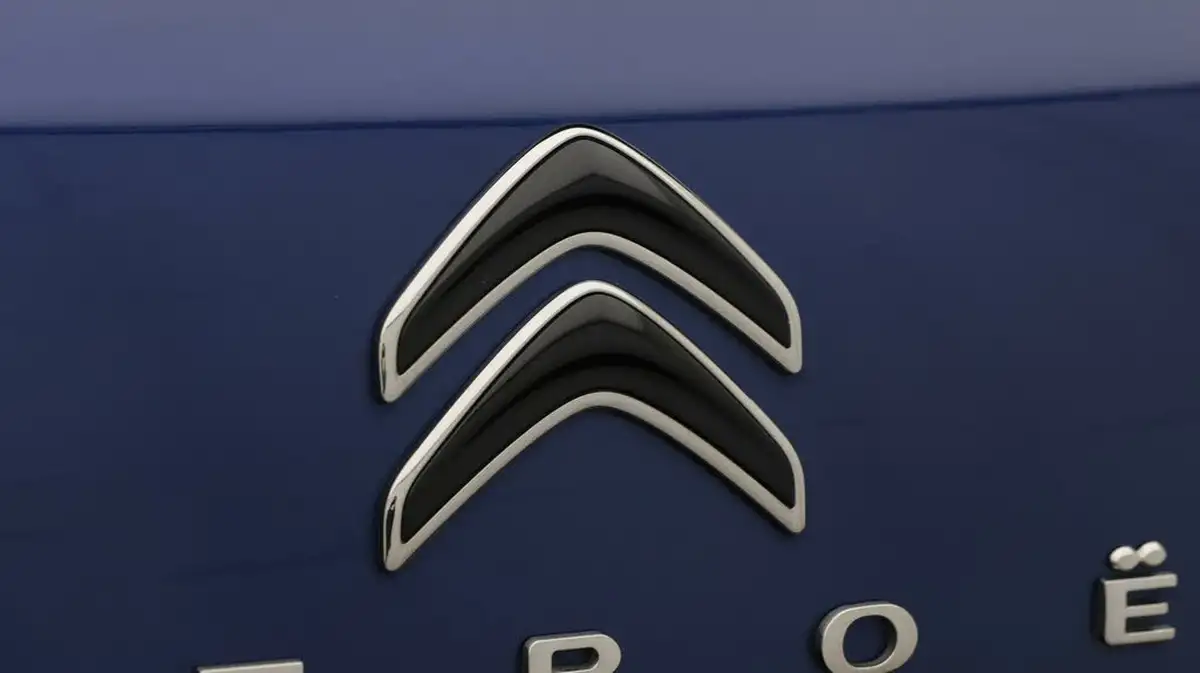 2023-citroen-c5-x-16-puretech-sense-plus-big-21