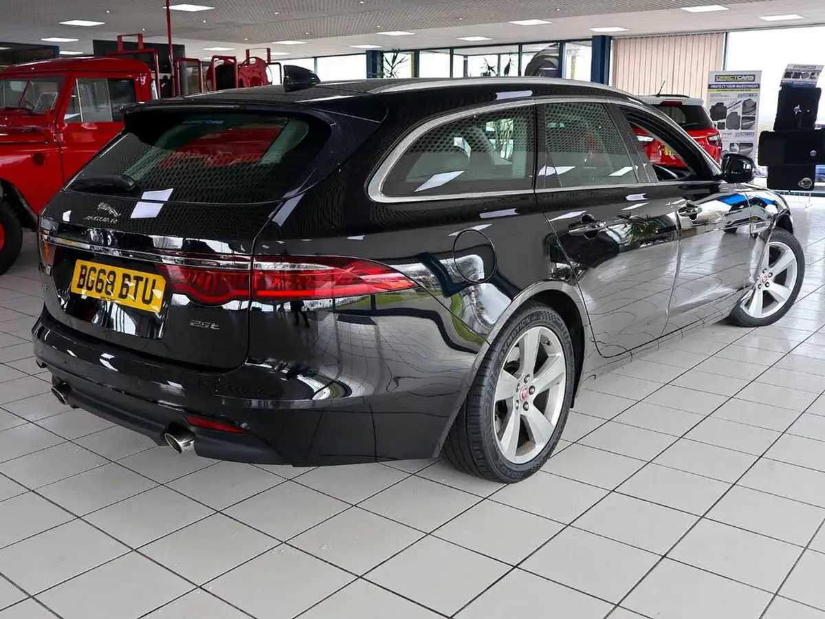 2018-jaguar-xf-20i-portfolio-249ps-sportbrake-5d-1997cc-big-6