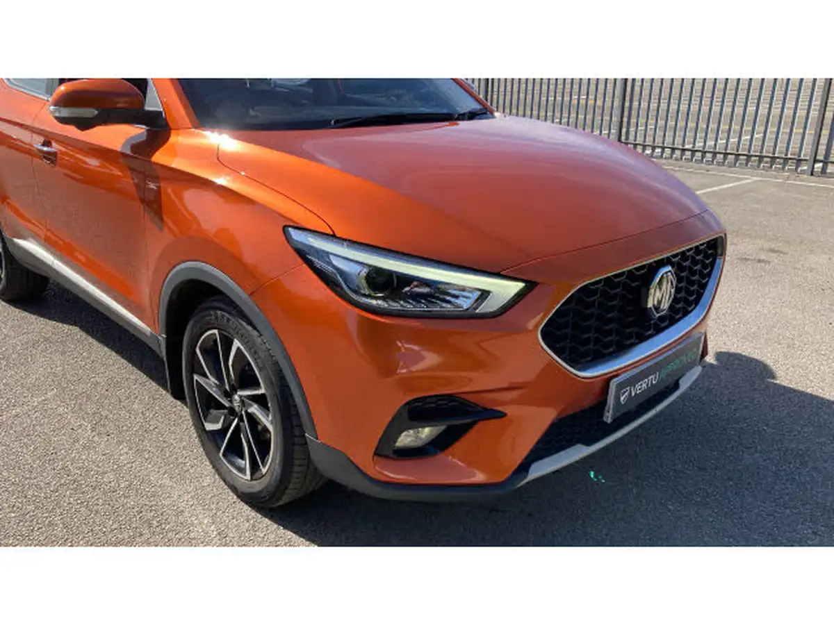 2021-mg-zs-suv-15-vti-tech-exclusive-big-25