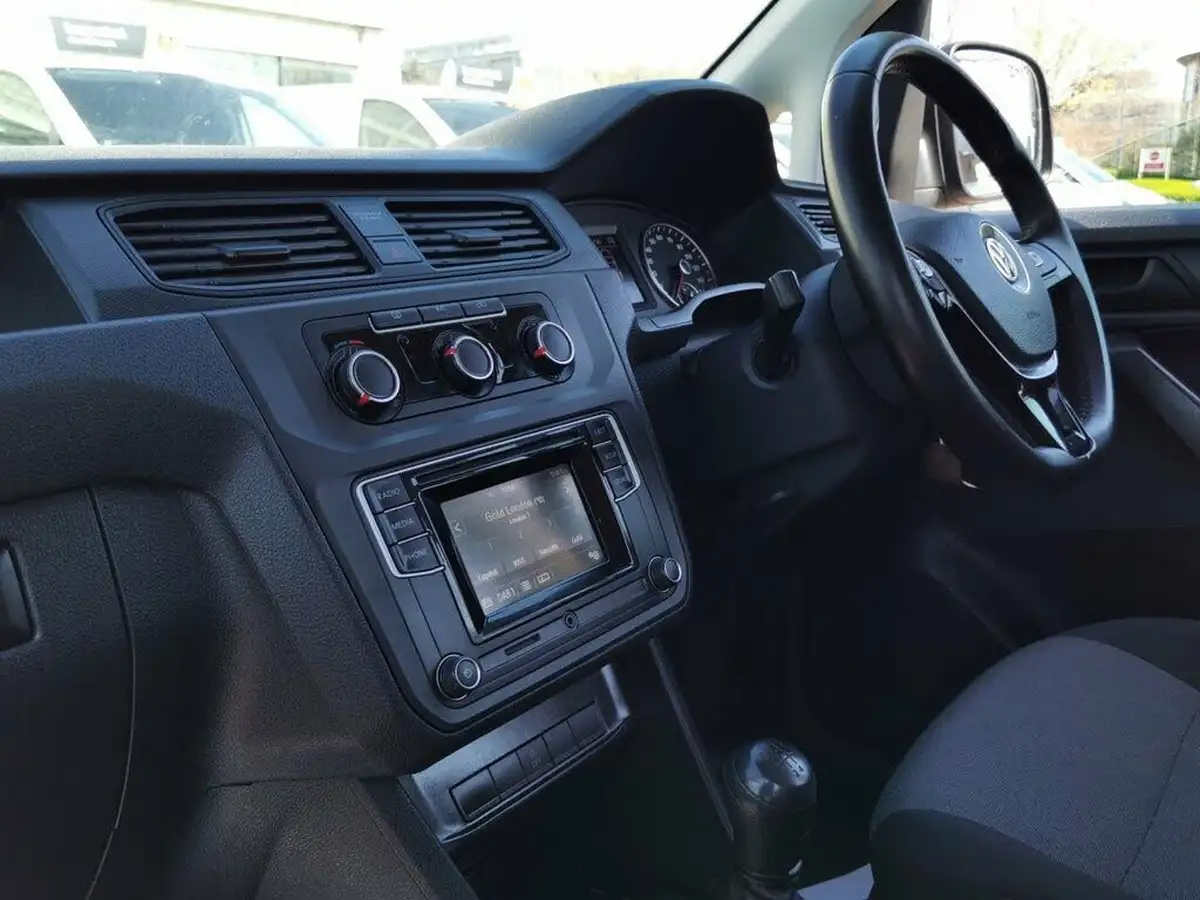 2018-volkswagen-caddy-maxi-20tdi-maxi-102ps-seats-1968cc-big-14