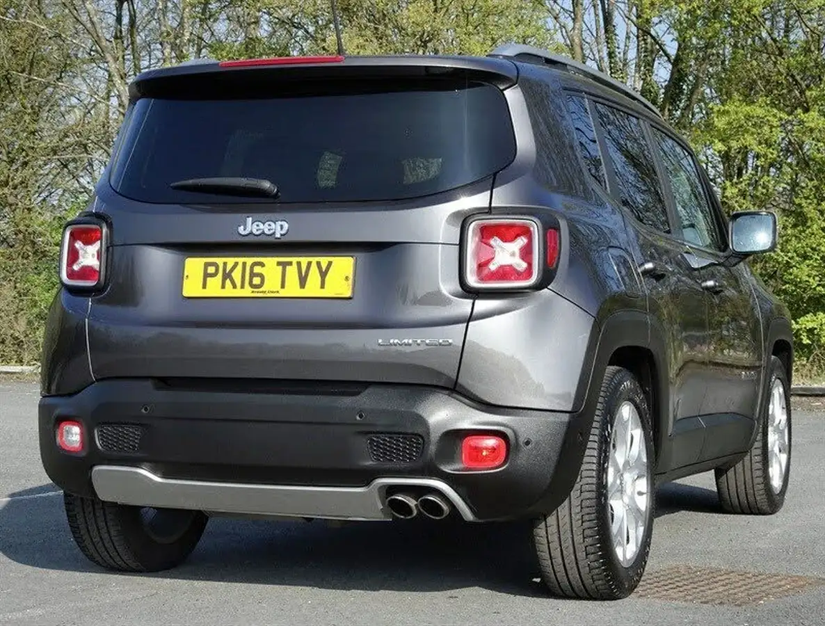 2016-jeep-renegade-16-multijet-ii-limited-ss-big-6
