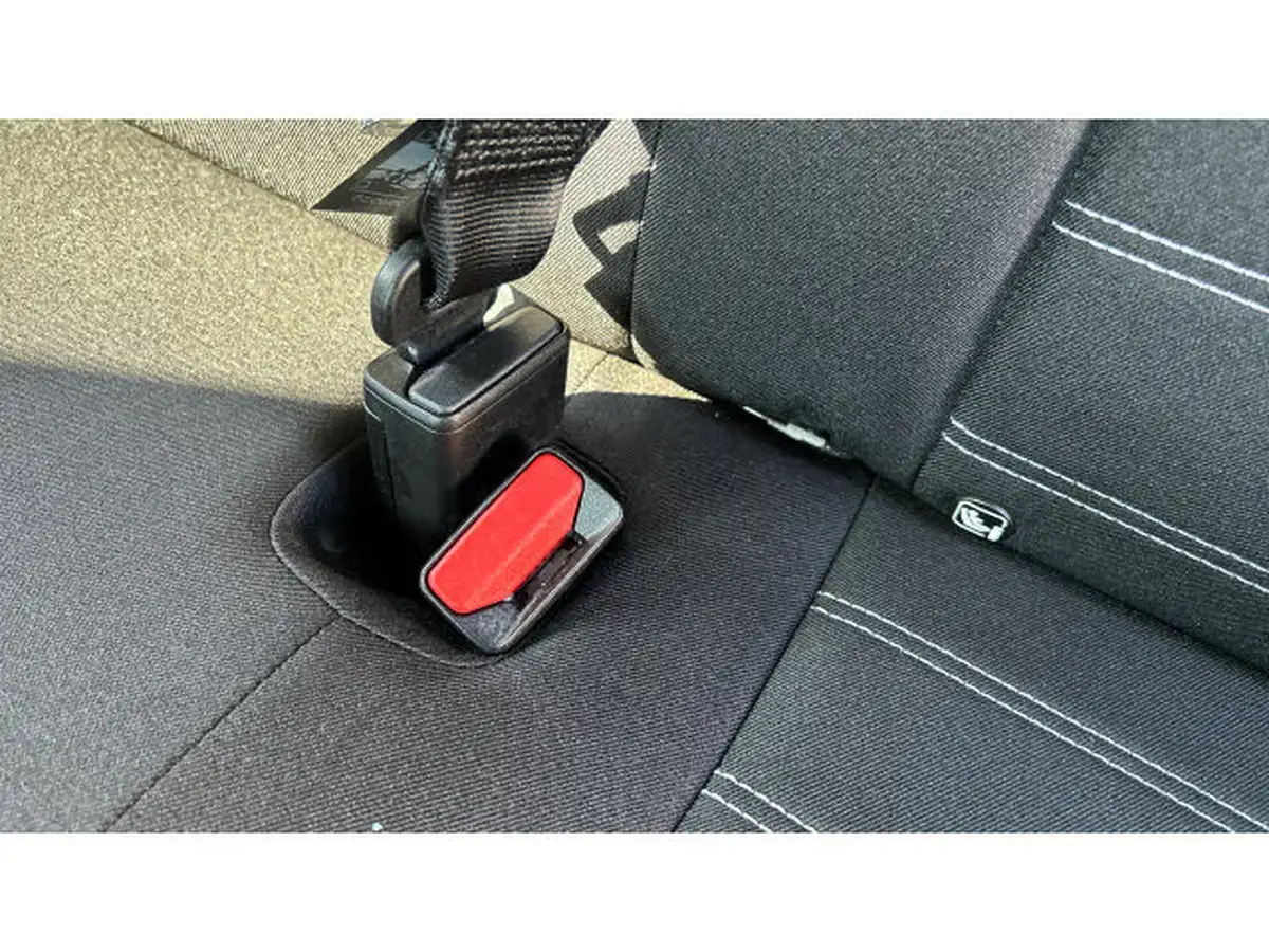 2022-dacia-duster-13-tce-prestige-130bhp-big-16