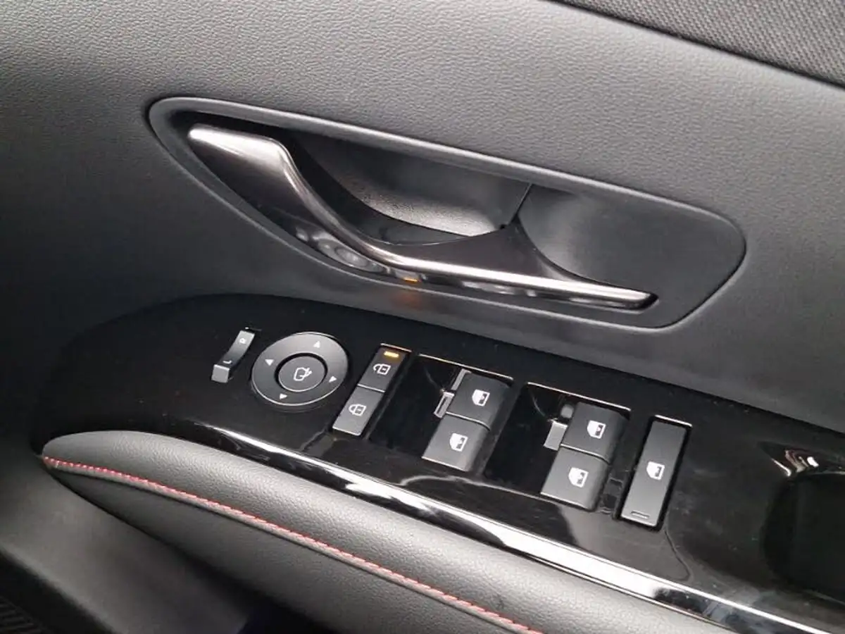 2024-hyundai-tucson-16-t-gdi-n-line-s-252ps-4wd-phev-lux-pack-auto-big-10