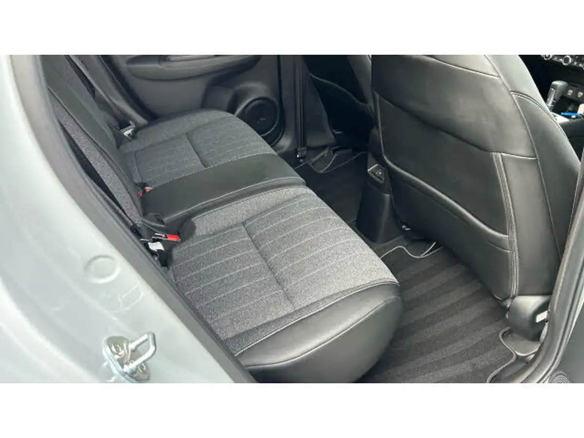 2023-honda-jazz-15-i-mmd-advance-big-33