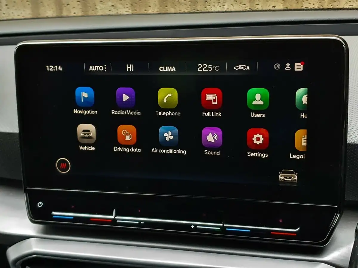 2022-seat-leon-10-tsi-evo-fr-estate-big-24