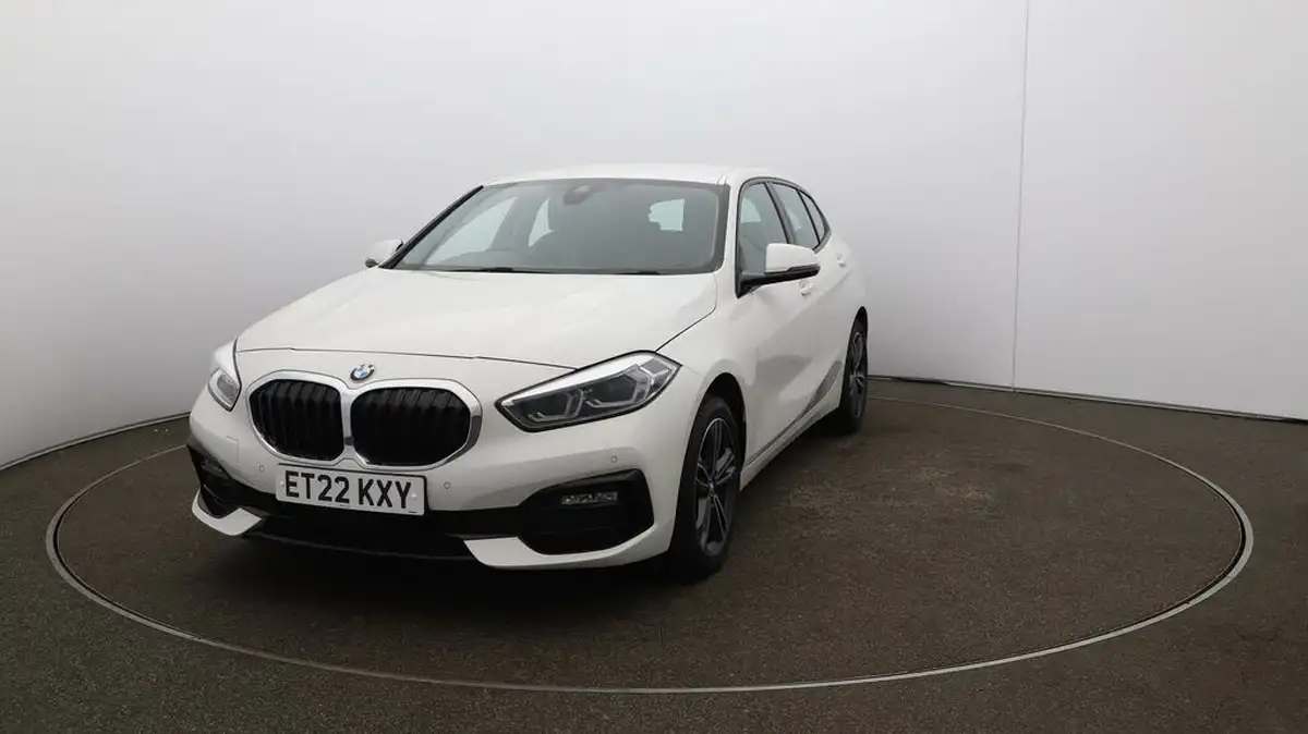 2022-bmw-1-series-15-118i-sport-dct-big-30
